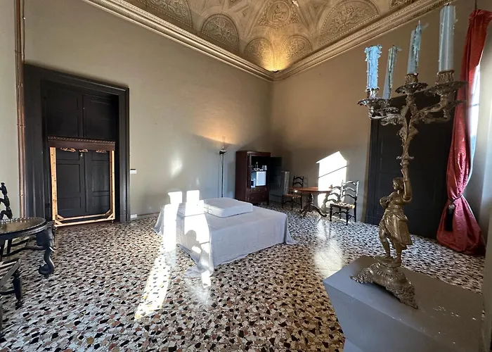 Palazzo Del Settecento *