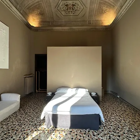 Apartment Palazzo Del Settecento *
