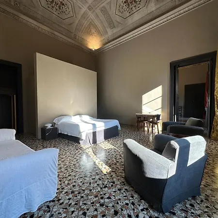 Palazzo Del Settecento